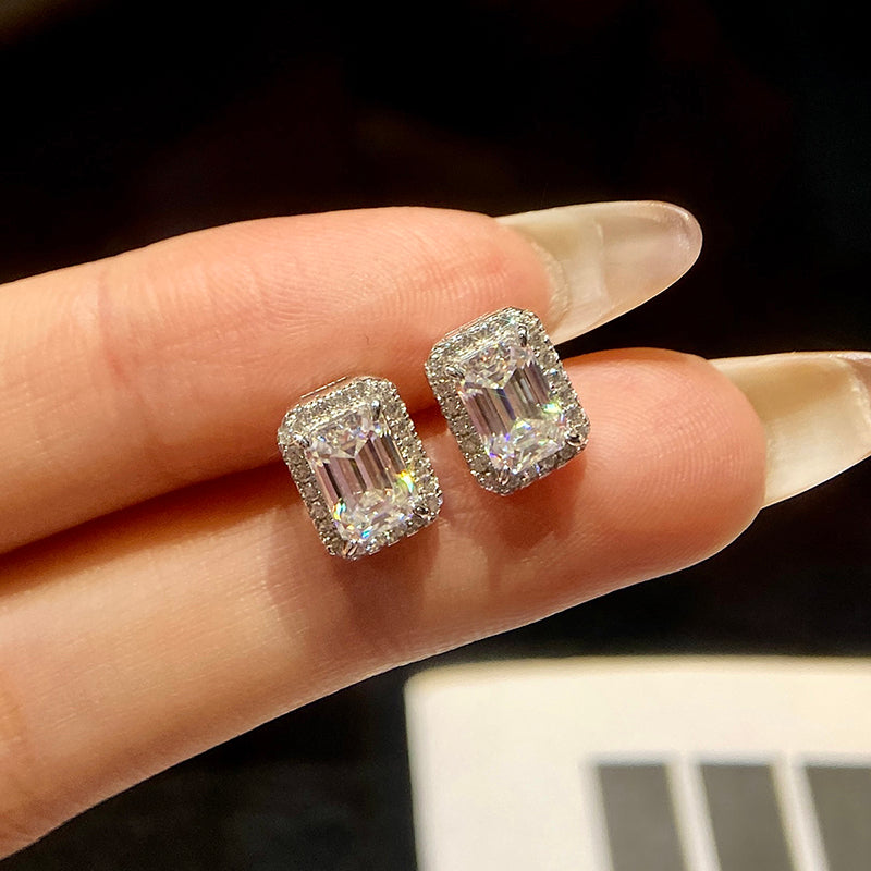 Moissanite earings